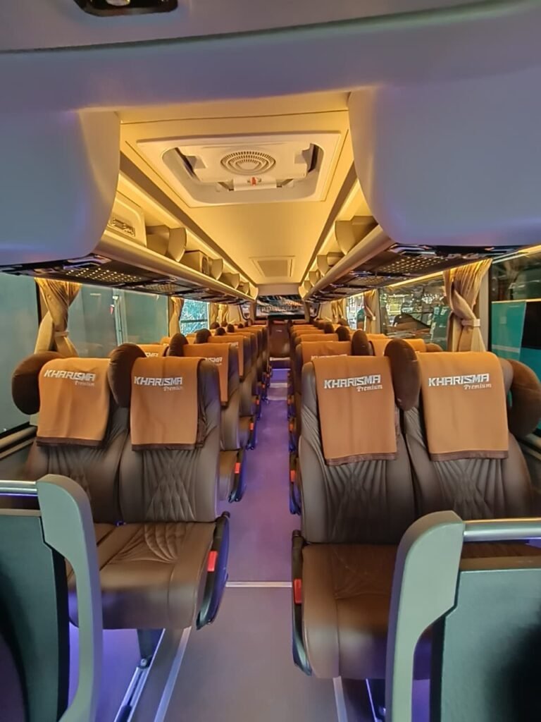 Medium Bus Mercedes Benz OF 917 2025 97c20372 46cc 4999 89fa ba45b461ac7d